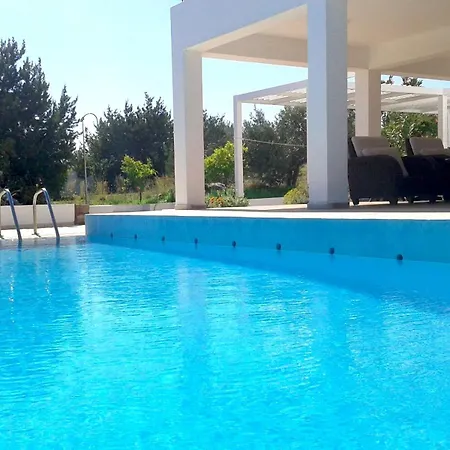 Chevalier Villa Kiotari